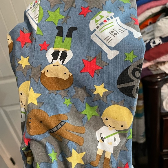 Tessa’s Trunk size 4/5Y Star Wars Ruffle Shorts - Picture 6 of 6